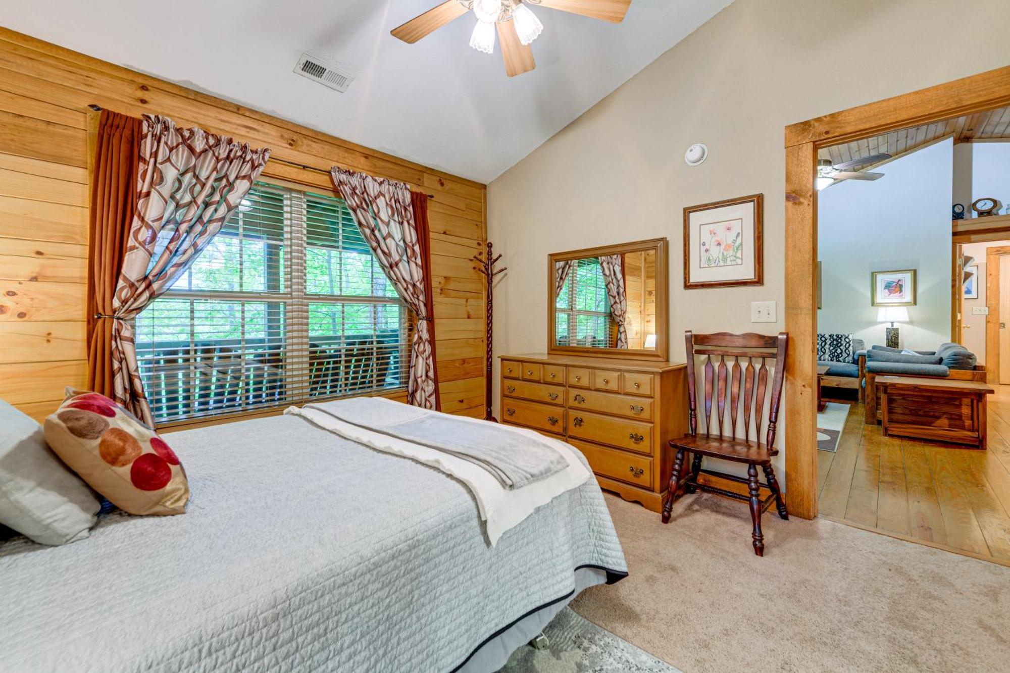 Serene Maggie Valley Retreat With Deck And Hot Tub! Zewnętrze zdjęcie
